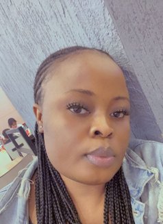 Becky - puta in Kolkata Photo 4 of 4