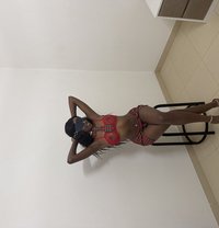 Becky Squirt OWO BB - puta in Dubai Photo 5 of 12