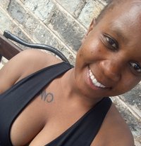Beckylee - Intérprete de adultos in Kisumu