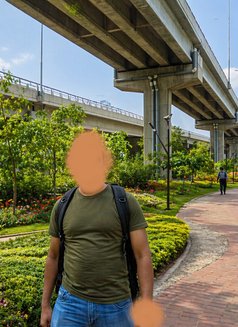 Bed Killer - Male companion in Colombo Photo 1 of 1