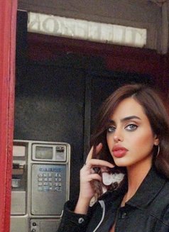 Bedooor - Transsexual escort in Beirut Photo 16 of 16