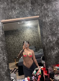 Bee Bee - escort in Phuket Photo 7 of 8