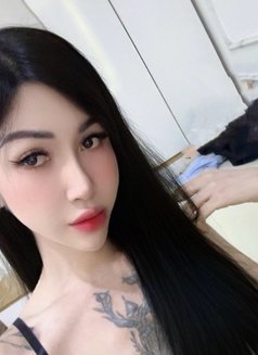 Bee - Transsexual escort in Ho Chi Minh City Photo 9 of 18