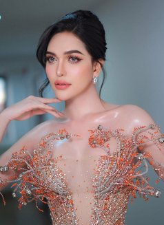 Bee Bel - Transsexual escort in Bangkok Photo 6 of 8