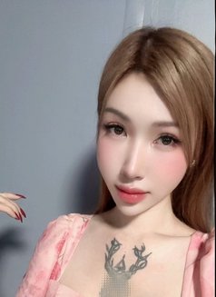 Bee big c - Acompañantes transexual in Bangkok Photo 10 of 21