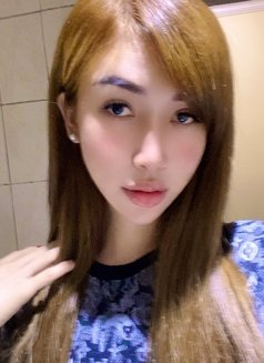 Bee Bee - Transsexual escort in Ho Chi Minh City Photo 2 of 15