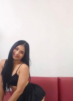 Bee naughty lady,pound my hot ass baby! - companion in Bangkok Photo 27 of 27