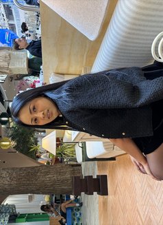 Bee New in Bangkok - escort in Bangkok Photo 3 of 5