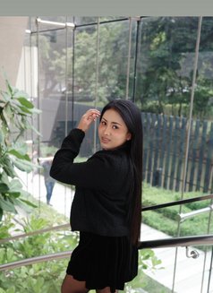 Bee New in Bangkok - escort in Bangkok Photo 5 of 5