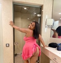 Bée - escort in Abuja