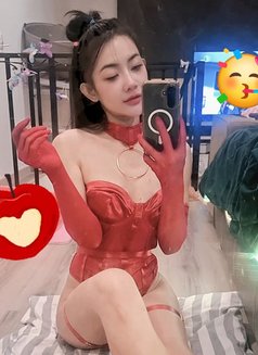 Bee - escort in Pattaya Photo 24 of 24