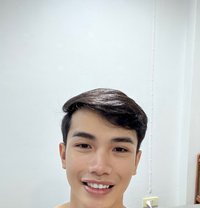 Beebee - Male escort in Bangkok Photo 1 of 22