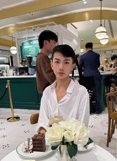 Beebee - Male escort in Bangkok Photo 18 of 23