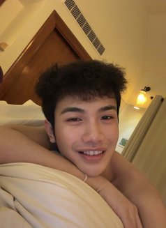 Beebee 🇱🇦 - Male escort in Bangkok Photo 2 of 26