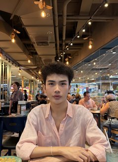 Beebee 🇱🇦 - Male escort in Bangkok Photo 5 of 26