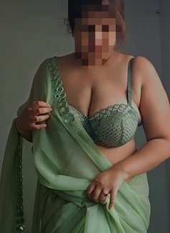 Housewife independent - escort in Tirupati Photo 1 of 3