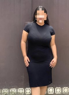 Independent girl for cam - puta in Noida Photo 1 of 2