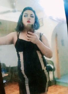 Beena - Acompañantes transexual in Muscat Photo 3 of 3