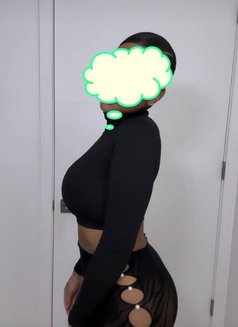 BEILLY BROWNIE - escort in Mumbai Photo 5 of 7