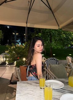 Bekki - puta in Dubai Photo 19 of 21