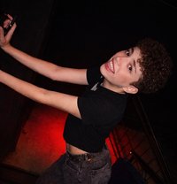 M... M... S - Male escort in Beirut