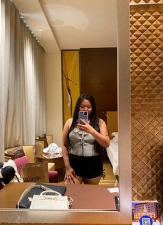 Bela - escort in Dubai Photo 3 of 5