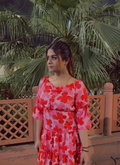 Saira - Transsexual escort in New Delhi Photo 9 of 9