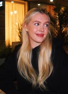 Belarusian in Dubai top companion GFE - escort in Dubai Photo 5 of 9