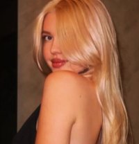 Date. Top experience in Dubai verified. - puta in Dubai Photo 2 of 11