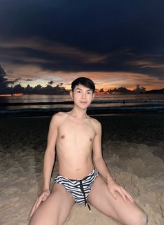 Belen - Male escort in Phuket Photo 3 of 5