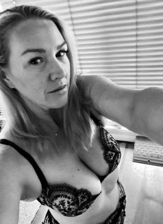 Belinda - puta in Mumbai Photo 4 of 5