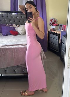 Belinda - escort in Muscat Photo 2 of 2
