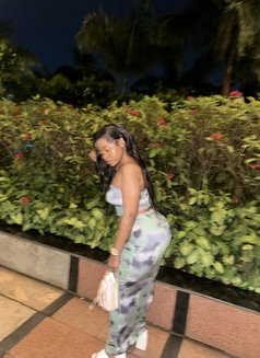 Chiyana - Masajista in Kampala Photo 11 of 12