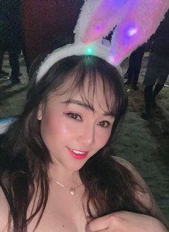 Belinda - escort in Kathmandu Photo 5 of 17