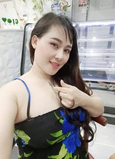 Belinda - escort in Kathmandu Photo 14 of 17