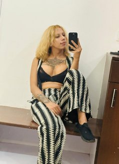Beljeet kaur only video call - Transsexual escort in Chandigarh Photo 22 of 26