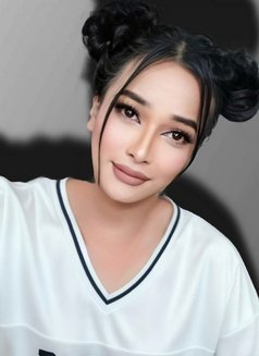 🫦BĚŁL̥Ä VËR̥S̤ - Transsexual escort in Bangalore Photo 12 of 12