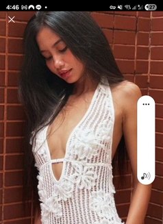 Bell & Friends - Agencia de putas in Bangkok Photo 12 of 15