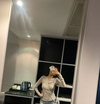 Bell & Friends - escort agency in Bangkok Photo 1 of 14