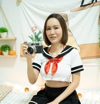 Bell - masseuse in Bangkok