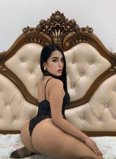 Bella Anal - escort in Singapore Photo 3 of 7