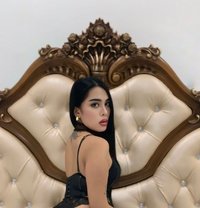 Bella Anal - escort in Singapore Photo 3 of 7