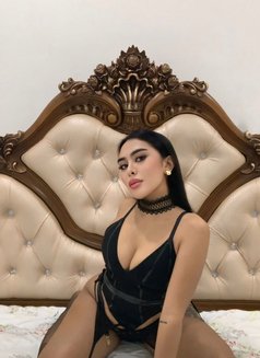 Bella Anal - escort in Singapore Photo 5 of 7