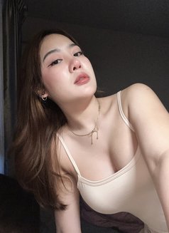 Bella Ariyanti - escort in Jakarta Photo 3 of 9