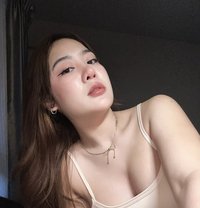 Bella Ariyanti - puta in Jakarta