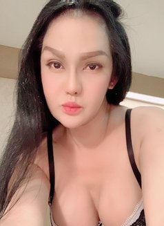 MISTRESS “BELLA” JUST ARRIVE - Transsexual companion in Macao Photo 28 of 29