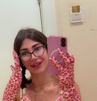 Bella - Transsexual escort in Dubai