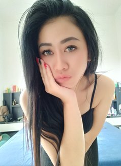 Bella best deeptroth - puta in Bali Photo 5 of 6