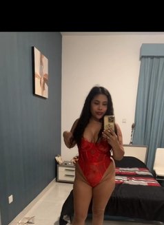 Bella big boobs MILF - puta in Pattaya Photo 10 of 10