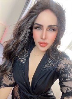 Bella Big c shemal 🇹🇭#VIP - Transsexual escort in Al Manama Photo 6 of 6